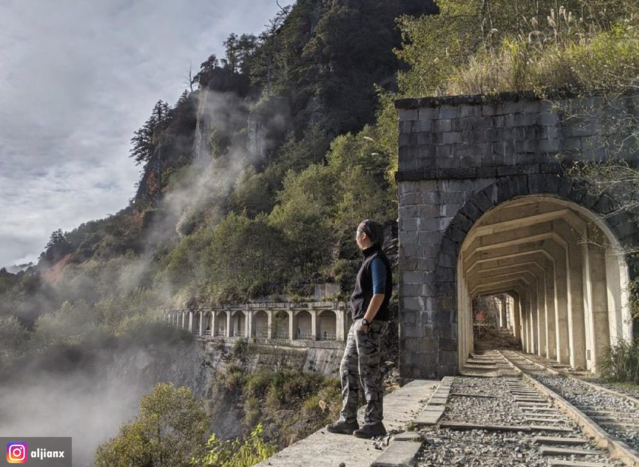 《失落美景》眠月線鐵道遺跡+小百岳大凍山二日遊